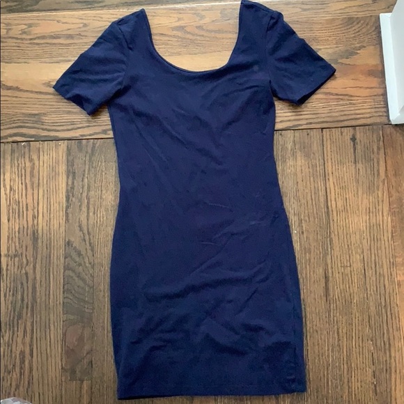 Forever 21 Dresses & Skirts - Navy blue body con dress